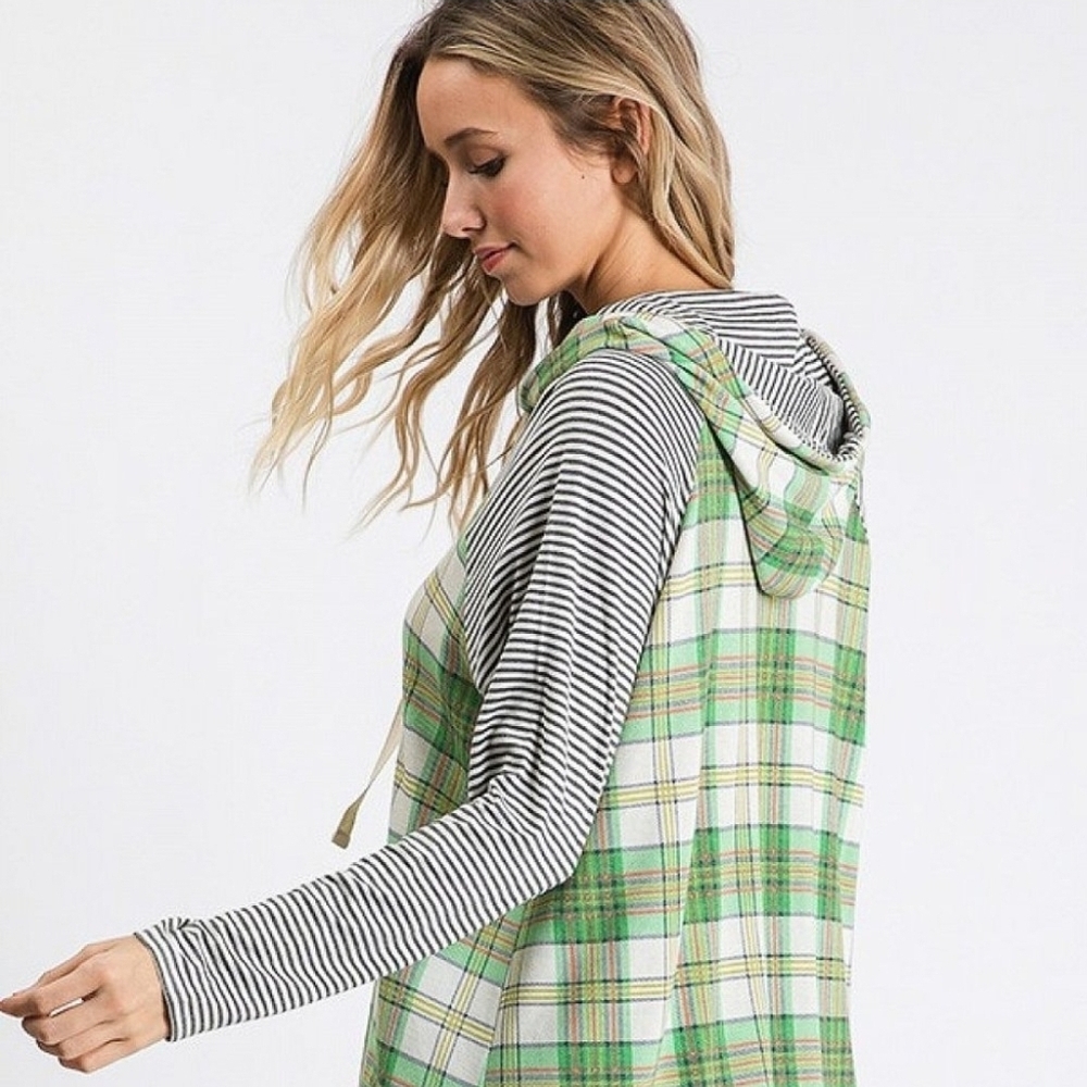 CY Fashion Plaid and Striped Green Hoodie  NWOT